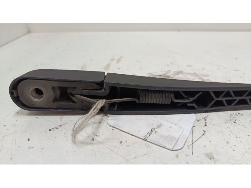 Recambio de brazo limpia trasero para peugeot 206 hatchback (2a/c) 1.4 i referencia OEM IAM   