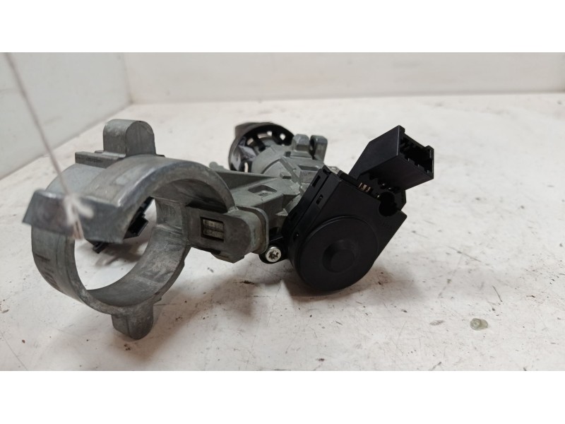 Recambio de clausor para opel insignia a (g09) 2.0 cdti 4x4 (68) referencia OEM IAM   