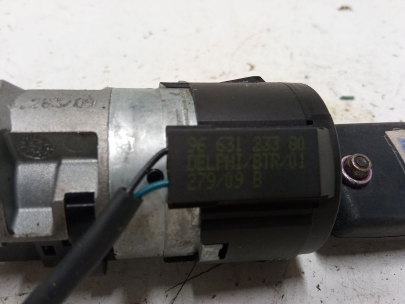 Recambio de clausor para peugeot 5008 (0u_, 0e_) 1.6 hdi referencia OEM IAM   