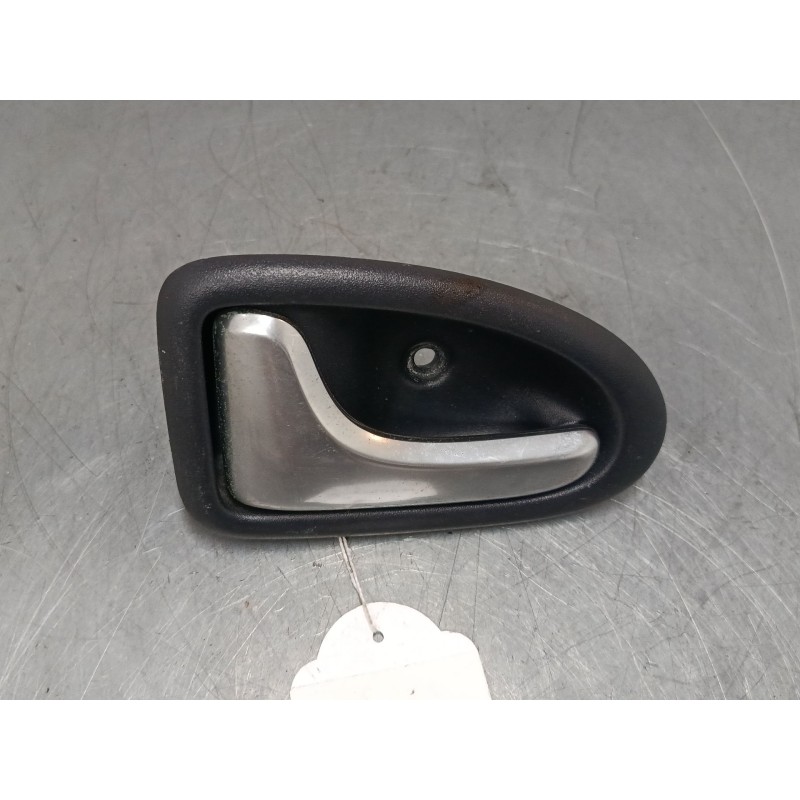 Recambio de maneta interior puerta trasera izquierda para renault clio ii (bb_, cb_) 1.4 16v (b/cb0p, bb13) referencia OEM IAM 7
