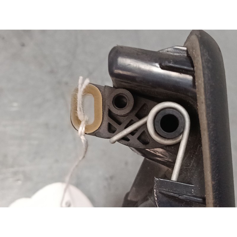 Recambio de maneta interior puerta trasera derecha para renault clio ii (bb_, cb_) 1.4 16v (b/cb0p, bb13) referencia OEM IAM   