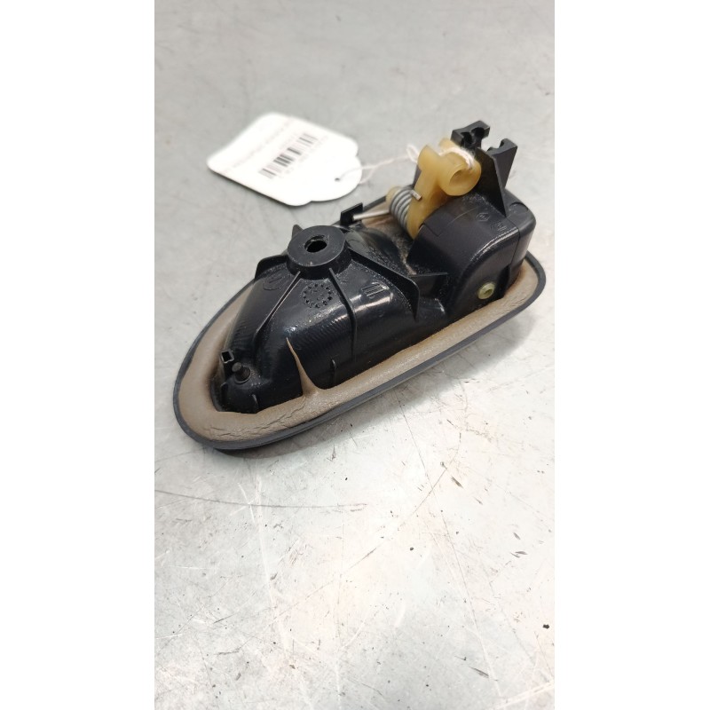 Recambio de maneta interior puerta delantera izquierda para renault clio ii (bb_, cb_) 1.4 16v (b/cb0p, bb13) referencia OEM IAM