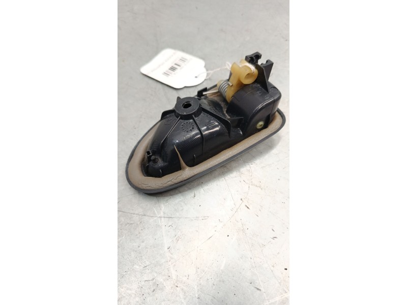 Recambio de maneta interior puerta delantera izquierda para renault clio ii (bb_, cb_) 1.4 16v (b/cb0p, bb13) referencia OEM IAM
