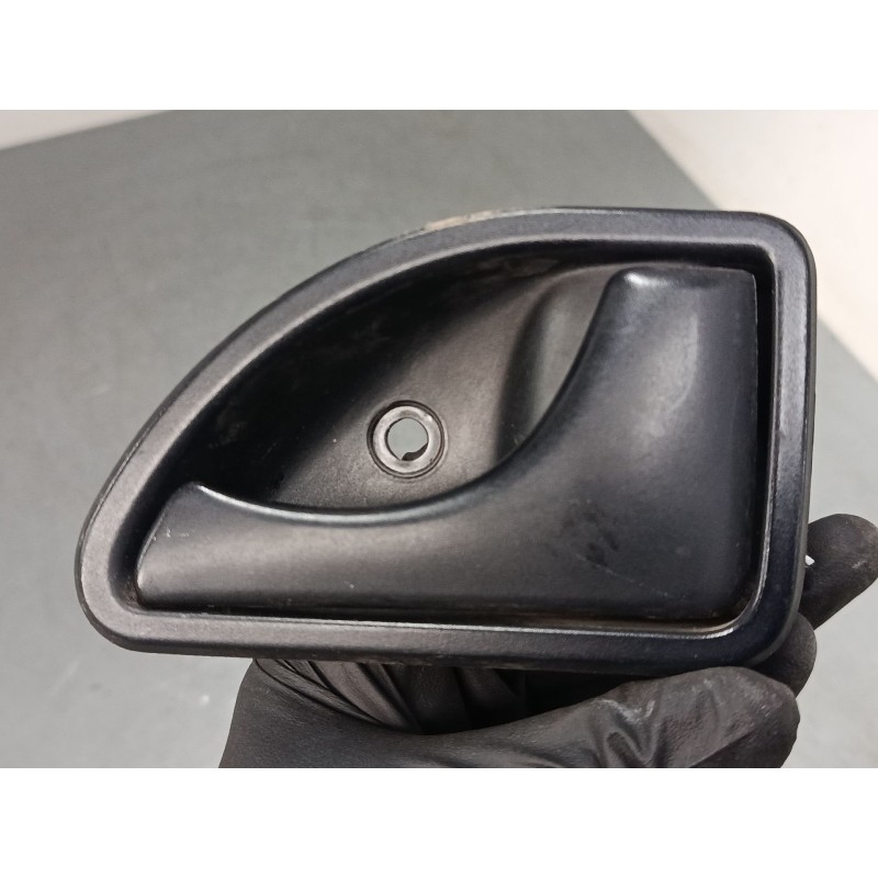 Recambio de maneta interior puerta delantera derecha para renault kangoo (kc0/1_) 1.5 dci (kc08, kc09) referencia OEM IAM 820024