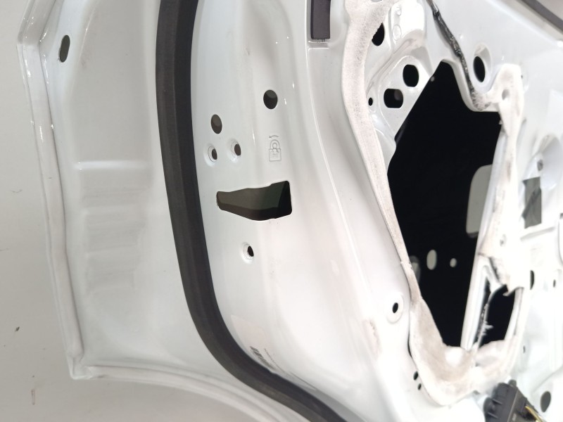 Recambio de puerta trasera izquierda para ford kuga ii (dm2) 1.5 ecoboost 4x4 referencia OEM IAM 2413516 GV41S24631AH 