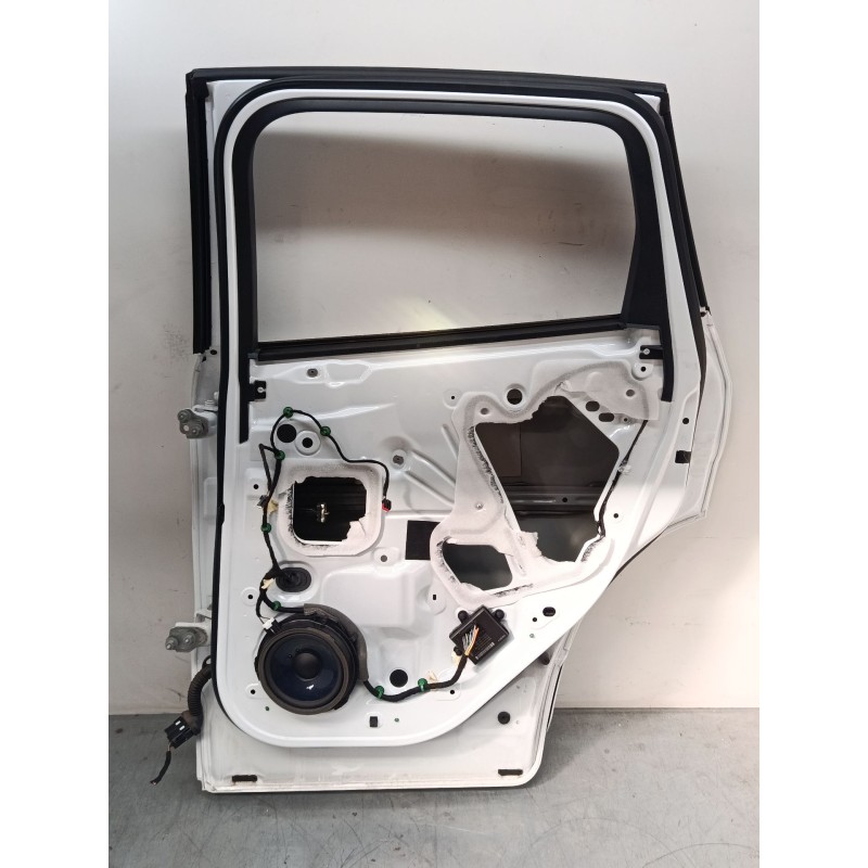 Recambio de puerta trasera derecha para ford kuga ii (dm2) 1.5 ecoboost 4x4 referencia OEM IAM 2413515  
