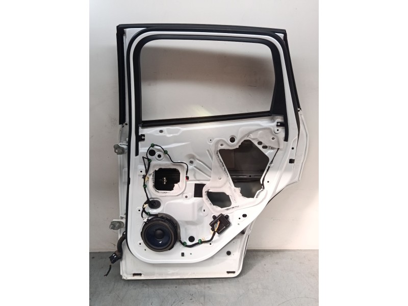Recambio de puerta trasera derecha para ford kuga ii (dm2) 1.5 ecoboost 4x4 referencia OEM IAM 2413515  