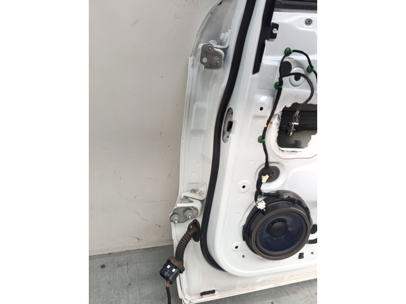 Recambio de puerta trasera derecha para ford kuga ii (dm2) 1.5 ecoboost 4x4 referencia OEM IAM 2413515  