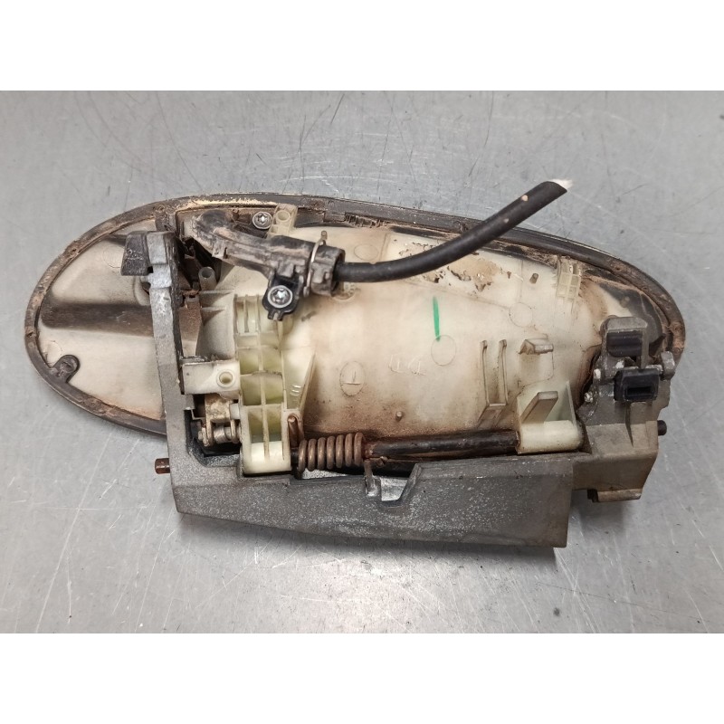 Recambio de maneta exterior puerta delantera derecha para bmw 7 (e65, e66, e67) 730 d referencia OEM IAM   