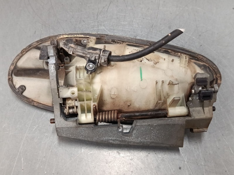 Recambio de maneta exterior puerta delantera derecha para bmw 7 (e65, e66, e67) 730 d referencia OEM IAM   