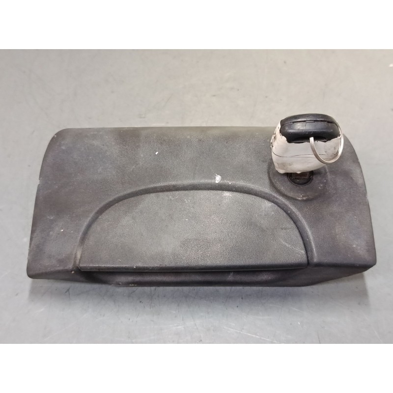 Recambio de maneta exterior porton para renault kangoo express (fc0/1_) 1.5 dci (fc07, fc1r) referencia OEM IAM 7700303588  