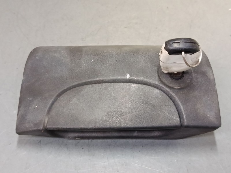 Recambio de maneta exterior porton para renault kangoo express (fc0/1_) 1.5 dci (fc07, fc1r) referencia OEM IAM 7700303588  