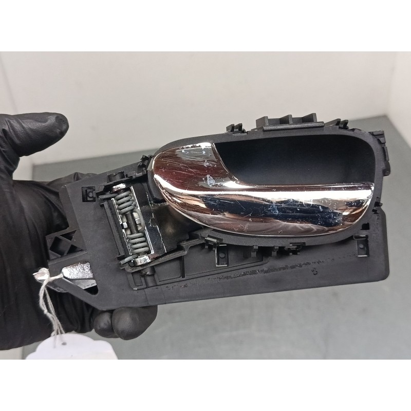 Recambio de maneta interior puerta delantera izquierda para peugeot 307 cc (3b) 2.0 16v referencia OEM IAM 9643604577  