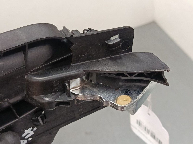 Recambio de maneta interior puerta delantera izquierda para peugeot 307 cc (3b) 2.0 16v referencia OEM IAM 9643604577  