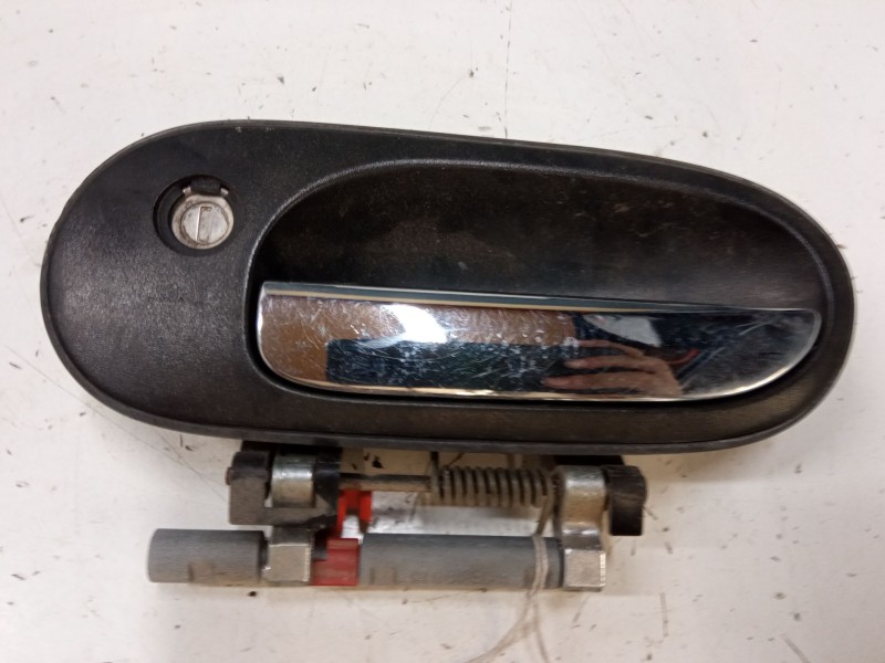 Recambio de maneta exterior puerta delantera izquierda para nissan almera ii hatchback (n16) 1.5 referencia OEM IAM   