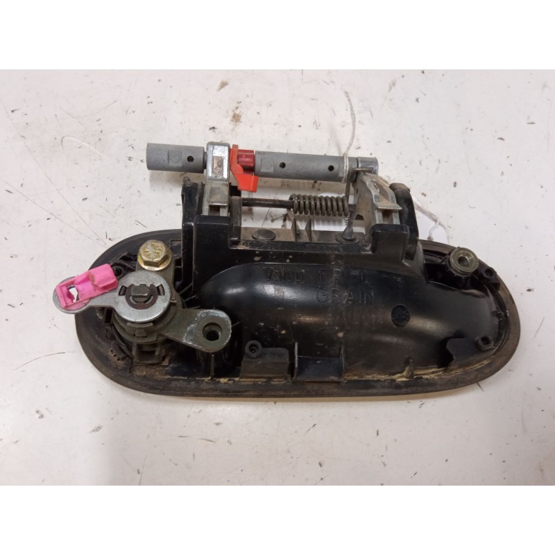 Recambio de maneta exterior puerta delantera izquierda para nissan almera ii hatchback (n16) 1.5 referencia OEM IAM   