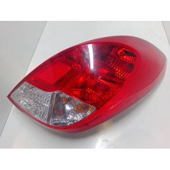 PILOTO TRASERO DERECHO 924024P500 