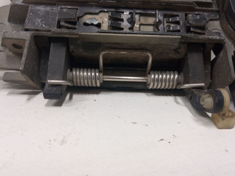 Recambio de maneta exterior puerta delantera izquierda para audi a4 b7 avant (8ed) 2.0 tdi 16v referencia OEM IAM   
