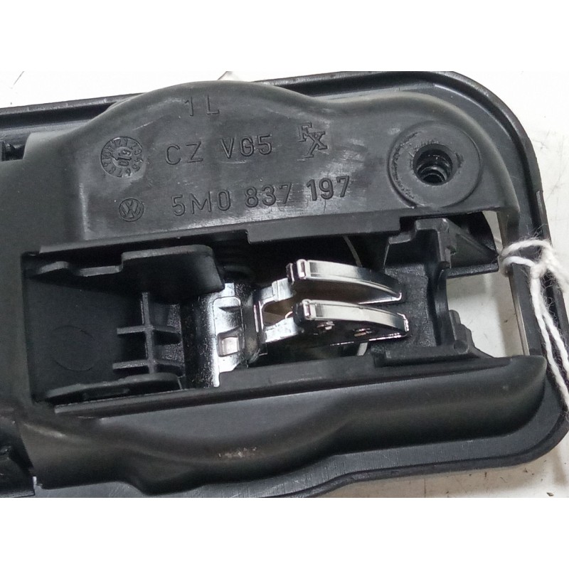 Recambio de maneta interior puerta delantera izquierda para volkswagen golf plus v (5m1, 521) 1.4 tsi referencia OEM IAM 5m08371