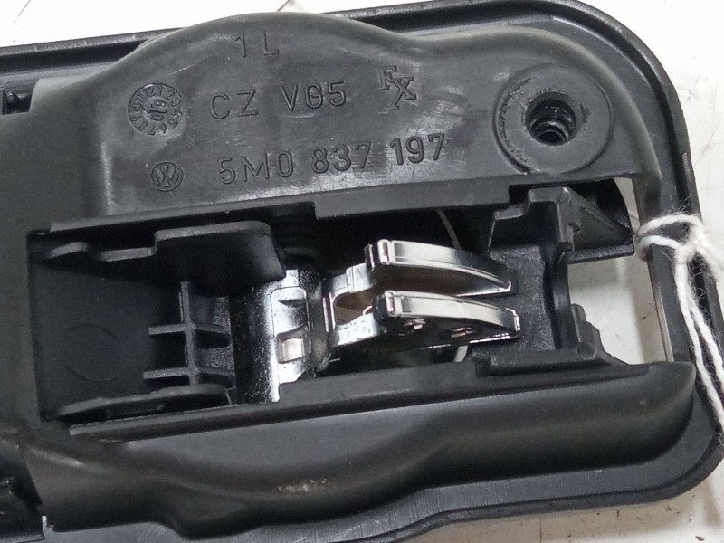 Recambio de maneta interior puerta delantera izquierda para volkswagen golf plus v (5m1, 521) 1.4 tsi referencia OEM IAM 5m08371