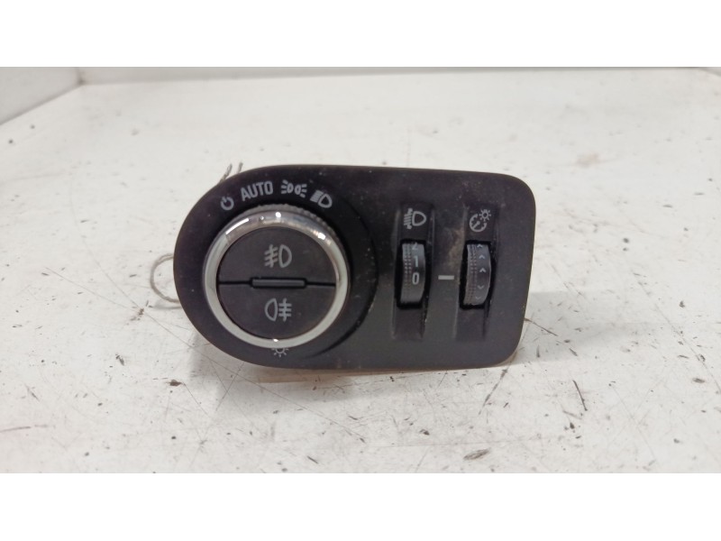 Recambio de conmutador de luces para opel corsa e (x15) 1.4 (08, 68) referencia OEM IAM 13470446  