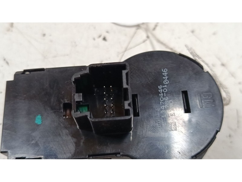 Recambio de conmutador de luces para opel corsa e (x15) 1.4 (08, 68) referencia OEM IAM 13470446  