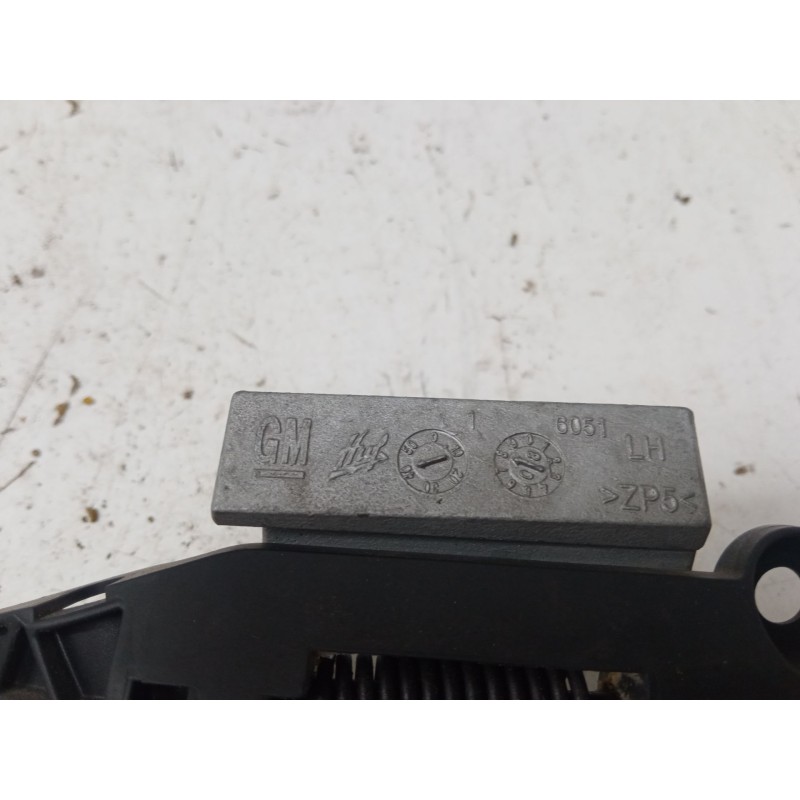 Recambio de maneta exterior puerta trasera izquierda para opel insignia a sedán (g09) 2.0 cdti (69) referencia OEM IAM   
