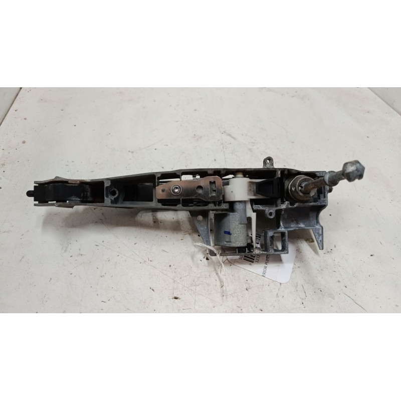 Recambio de maneta exterior puerta delantera izquierda para peugeot 5008 (0u_, 0e_) 1.6 hdi referencia OEM IAM   