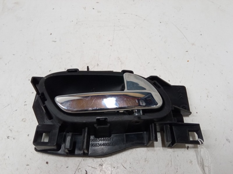 Recambio de maneta interior puerta delantera derecha para peugeot 5008 (0u_, 0e_) 1.6 hdi referencia OEM IAM 9683446577  
