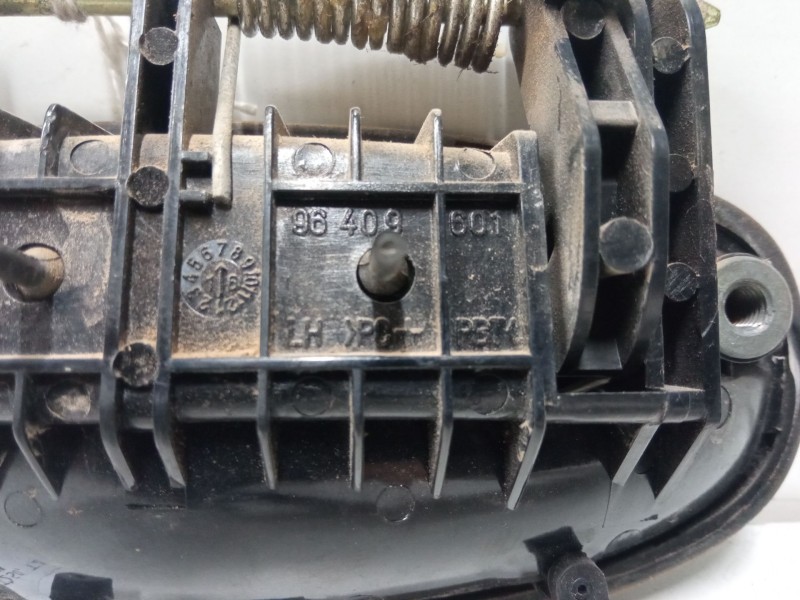 Recambio de maneta exterior puerta delantera izquierda para chevrolet aveo / kalos hatchback (t250, t255) 1.2 referencia OEM IAM