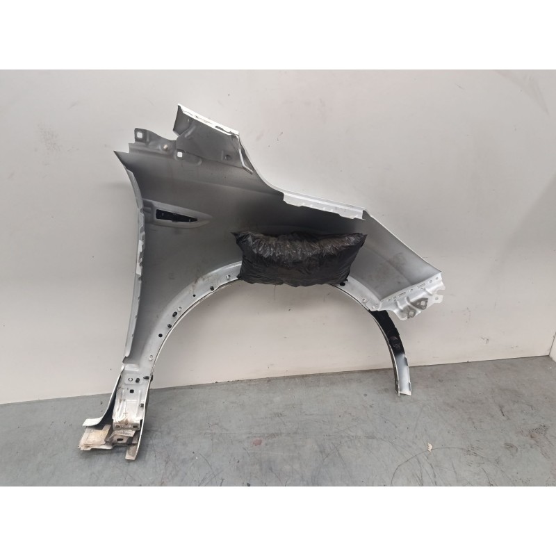 Recambio de aleta delantera izquierda para ford kuga ii (dm2) 1.5 ecoboost 4x4 referencia OEM IAM GV4116006AD  