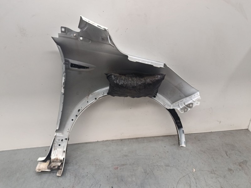 Recambio de aleta delantera izquierda para ford kuga ii (dm2) 1.5 ecoboost 4x4 referencia OEM IAM GV4116006AD  