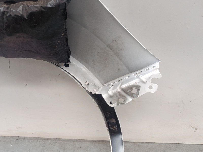 Recambio de aleta delantera izquierda para ford kuga ii (dm2) 1.5 ecoboost 4x4 referencia OEM IAM GV4116006AD  