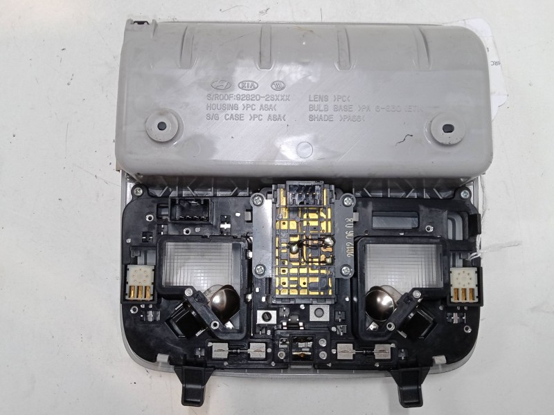 Recambio de luz interior delantera para hyundai ix35 (lm, el, elh) 1.7 crdi referencia OEM IAM 928202SXXX  