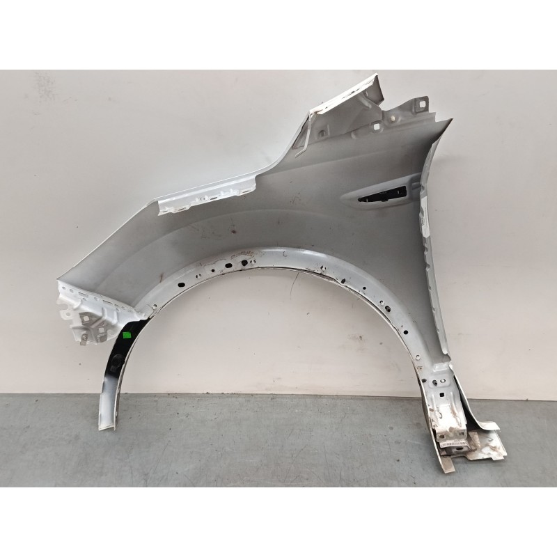 Recambio de aleta delantera derecha para ford kuga ii (dm2) 1.5 ecoboost 4x4 referencia OEM IAM GV4116005AD 5216949 