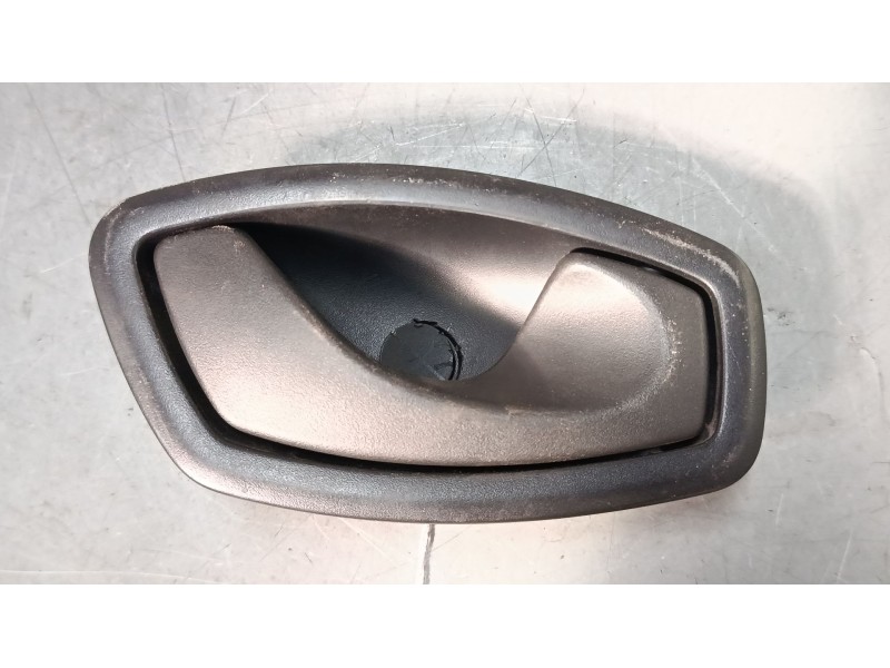 Recambio de maneta interior puerta delantera derecha para opel vivaro b autobús (x82) 1.6 cdti (06) referencia OEM IAM 806700005