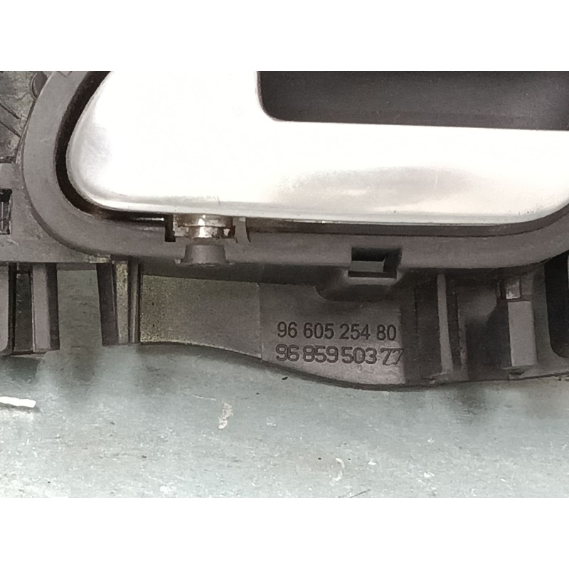 Recambio de maneta interior delantera izquierda para citroën c5 iii break (rw_) 2.0 hdi referencia OEM IAM   