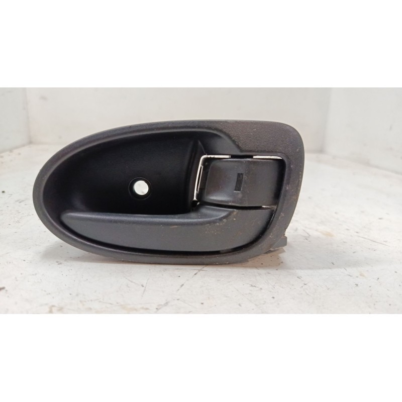 Recambio de maneta interior puerta delantera derecha para toyota yaris (_p9_) 1.4 d-4d (nlp90_) referencia OEM IAM   