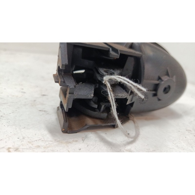 Recambio de maneta interior puerta delantera derecha para toyota yaris (_p9_) 1.4 d-4d (nlp90_) referencia OEM IAM   