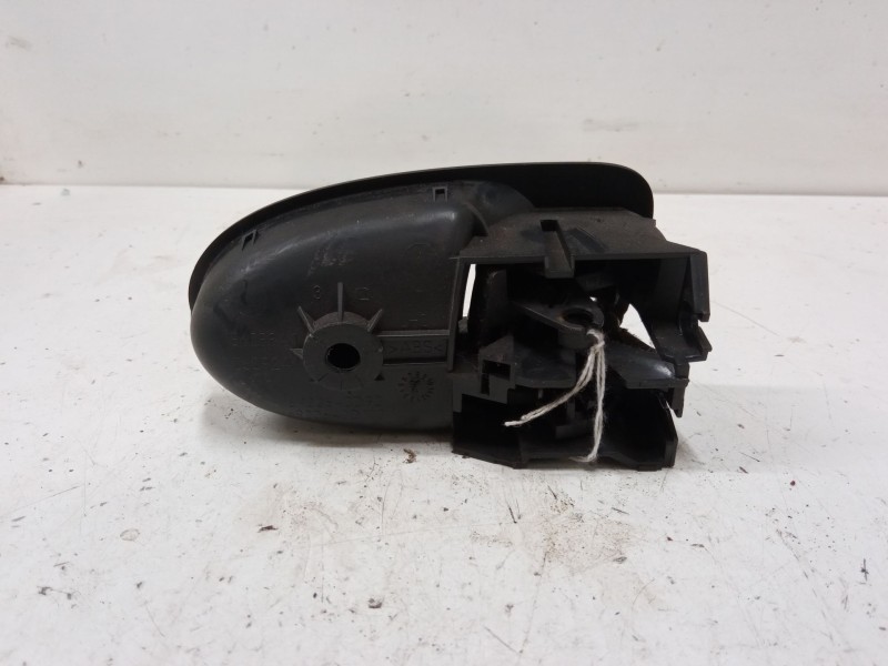 Recambio de maneta interior puerta delantera izquierda para toyota yaris (_p9_) 1.4 d-4d (nlp90_) referencia OEM IAM 692060D90  