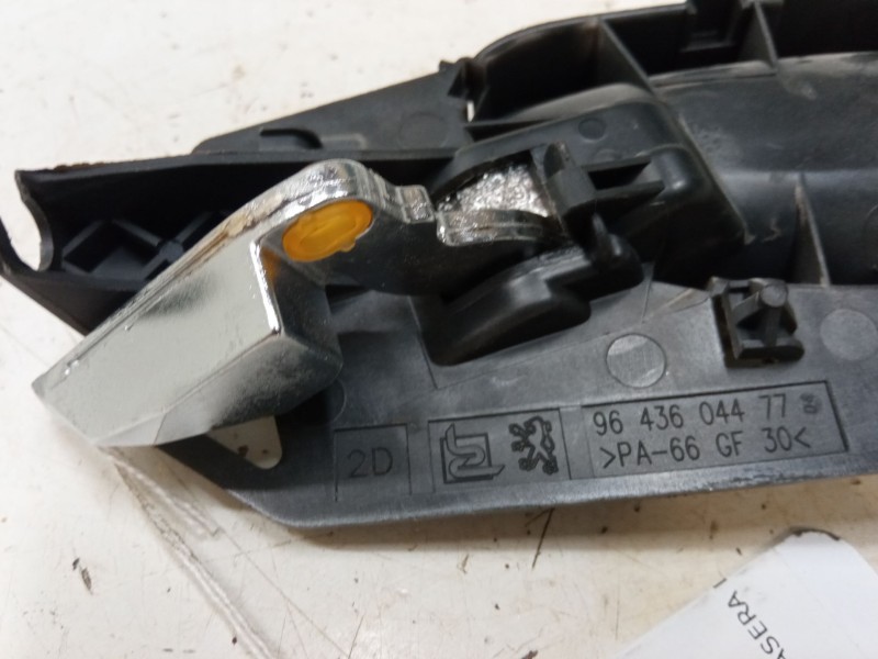 Recambio de maneta interior puerta trasera derecha para peugeot 307 sw (3h) 1.6 hdi 110 referencia OEM IAM 9643604477  