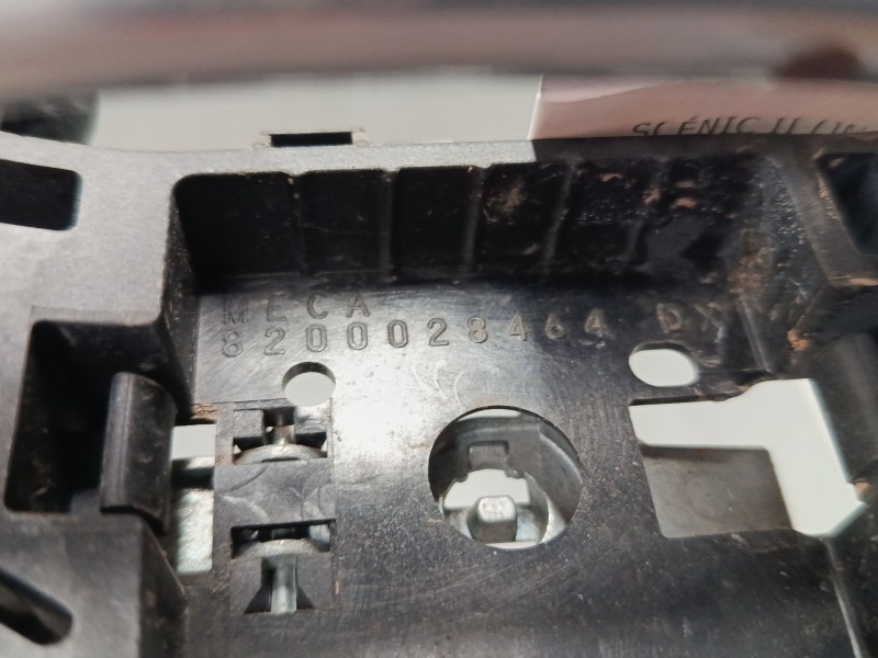 Recambio de maneta exterior puerta delantera derecha para renault scénic ii (jm0/1_) 1.6 16v (jm1r) referencia OEM IAM 820002846
