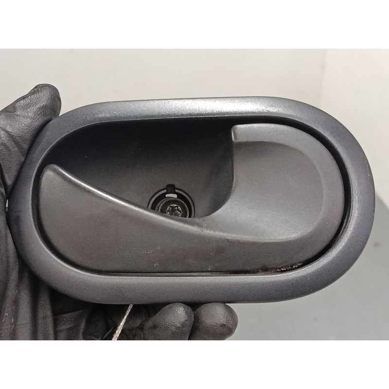 Recambio de maneta interior puerta delantera derecha para renault clio iii (br0/1, cr0/1) 1.2 16v (br02, br0j, br11, cr02, cr0j,