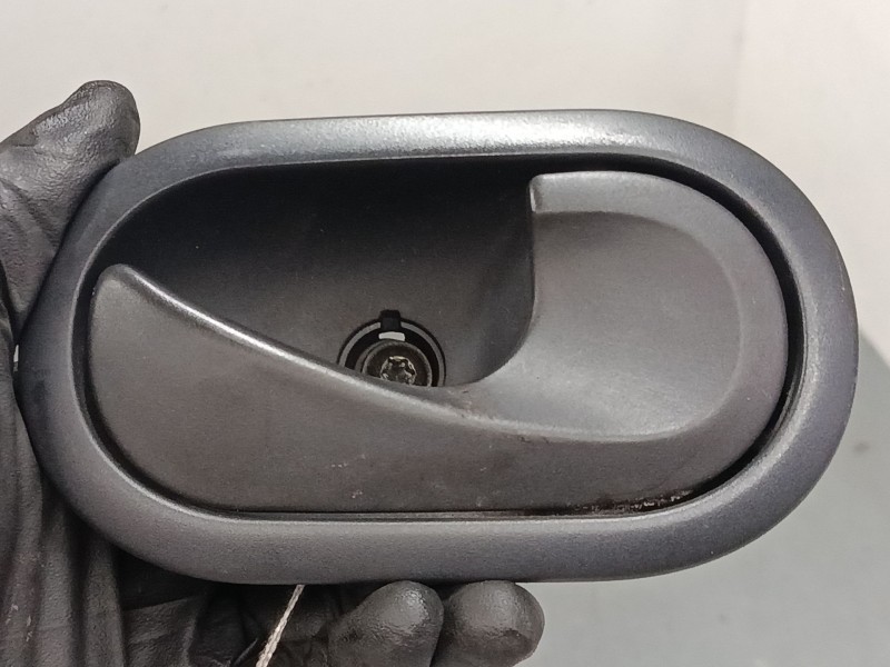 Recambio de maneta interior puerta delantera derecha para renault clio iii (br0/1, cr0/1) 1.2 16v (br02, br0j, br11, cr02, cr0j,