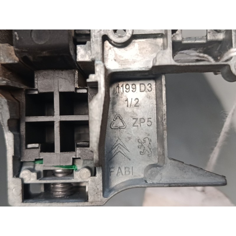 Recambio de maneta exterior puerta delantera derecha para peugeot 207/207+ (wa_, wc_) 1.4 16v referencia OEM IAM 9680168580  