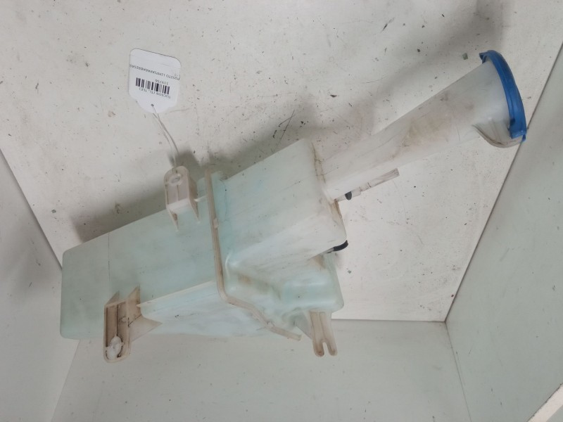 Recambio de deposito limpiaparabrisas para hyundai tucson (tl, tle) 1.7 crdi referencia OEM IAM   