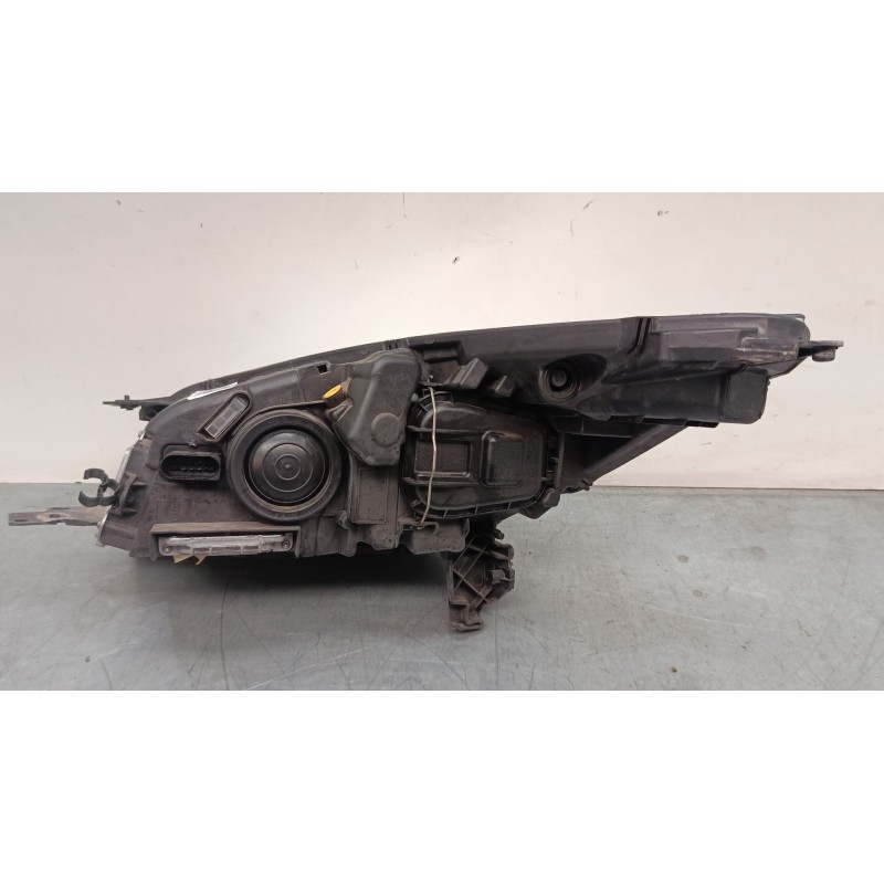Recambio de faro derecho xenon para ford kuga ii (dm2) 1.5 ecoboost 4x4 referencia OEM IAM CV4413D154AK 90021743 