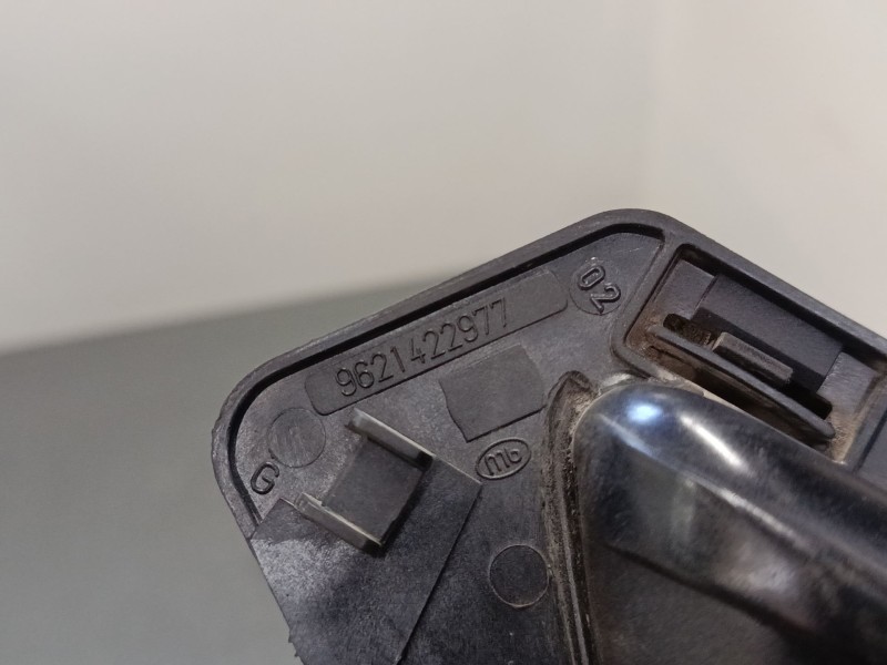 Recambio de maneta interior puerta delantera izquierda para peugeot partner origin monospace (g_) 1.6 hdi 75 referencia OEM IAM 