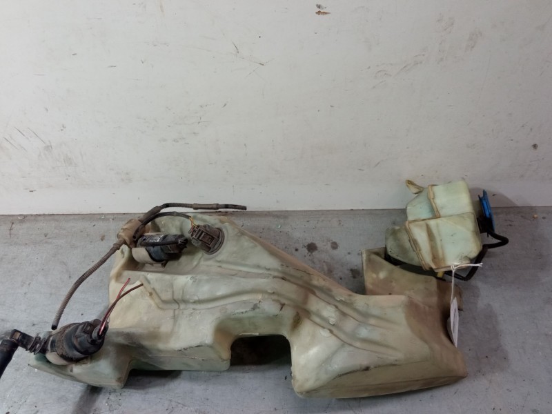 Recambio de deposito limpiaparabrisas para audi a4 b7 avant (8ed) 2.0 tdi 16v referencia OEM IAM   