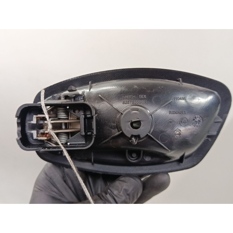 Recambio de maneta interior puerta delantera derecha para renault fluence (l3_) 1.5 dci (l30b) referencia OEM IAM 826720001R  